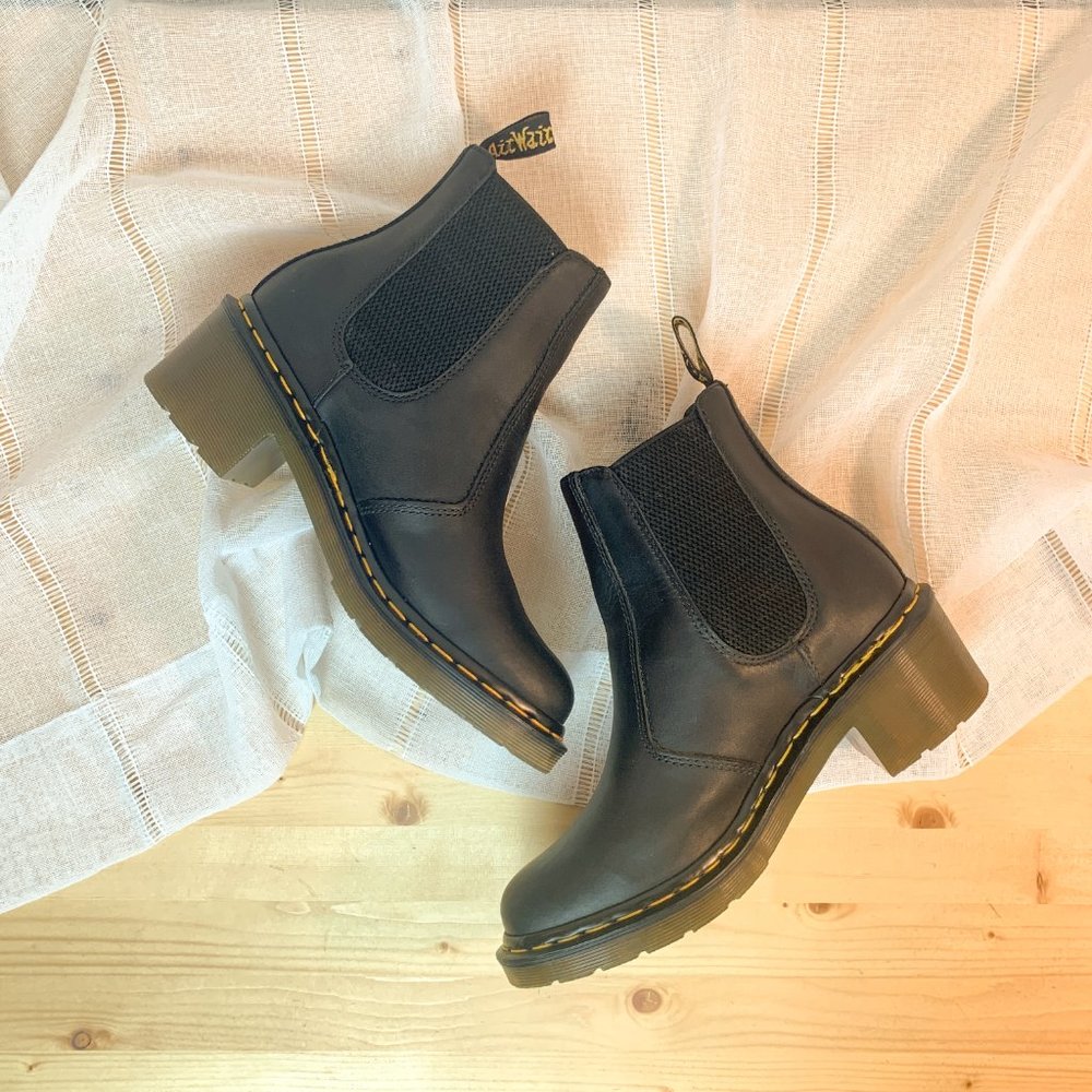 Cadence Women's Leather Heeled Chelsea Boots